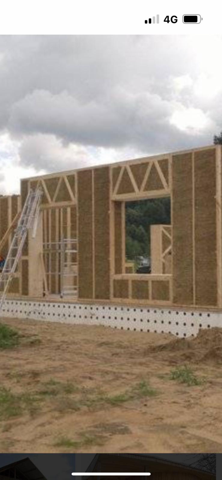 Sahada ahşap çerçeve montajı